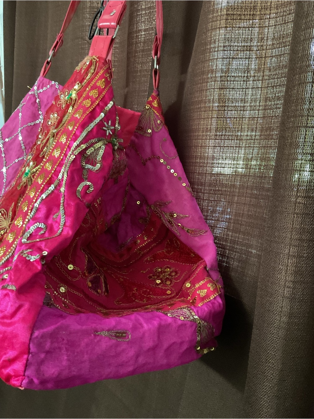 Tote Bag , XL Hot Pink, Fushia Sequined 13”x8”x20” Like New.